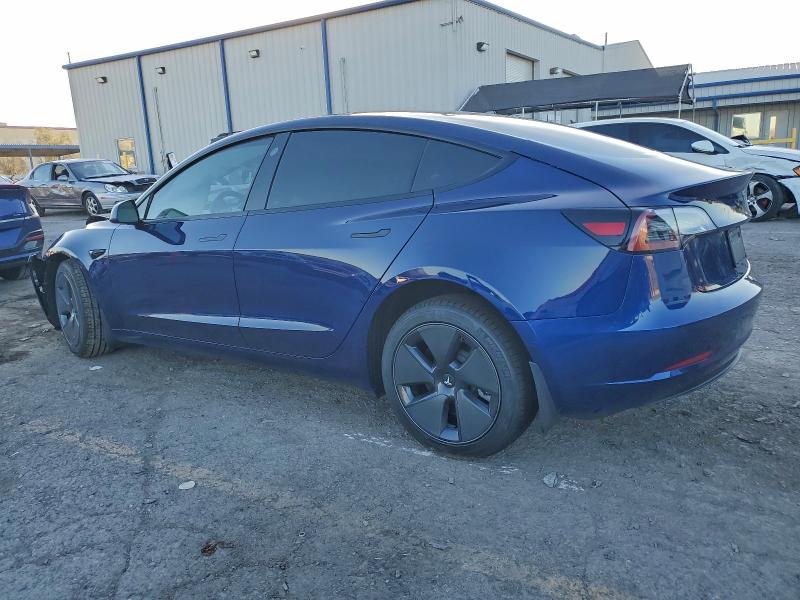 Фото 2 - TESLA MODEL 3