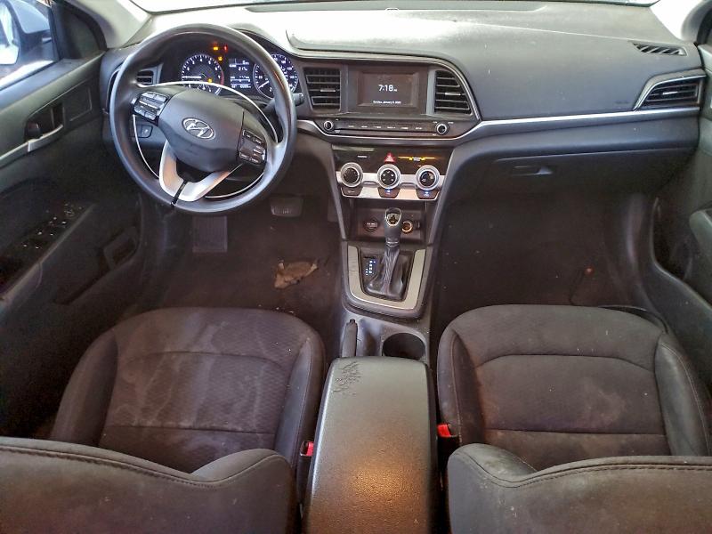 Фото 8 - HYUNDAI ELANTRA