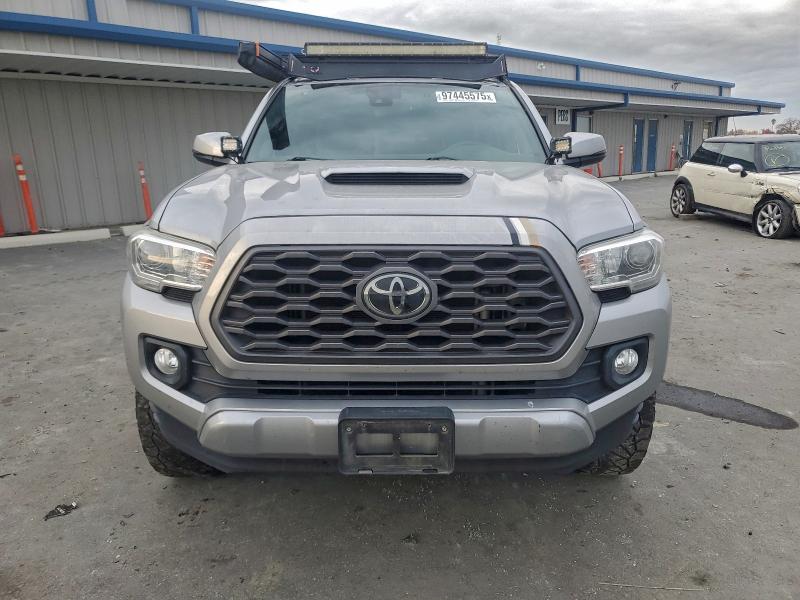 Фото 5 - TOYOTA TACOMA