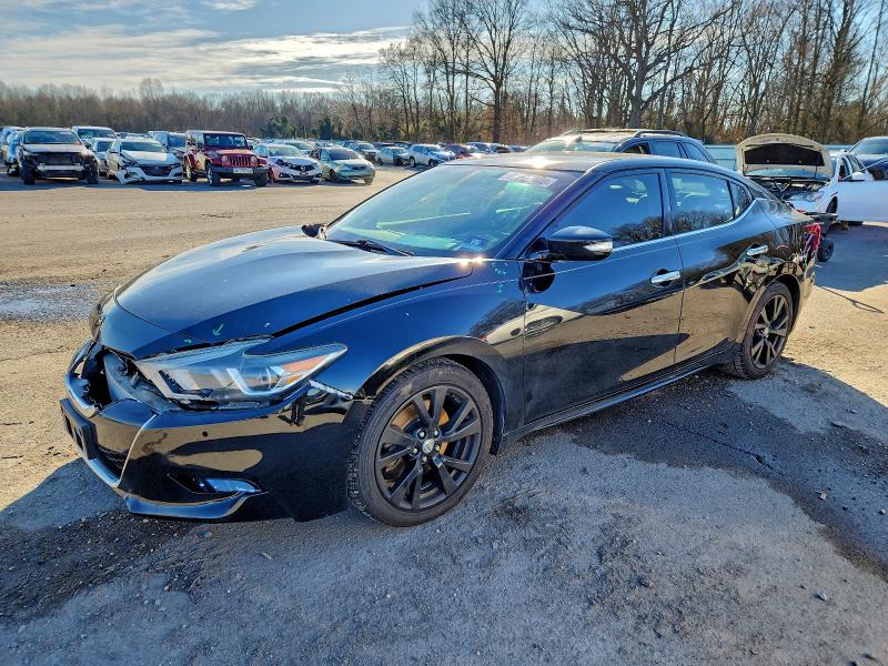 Фото 1 - NISSAN MAXIMA