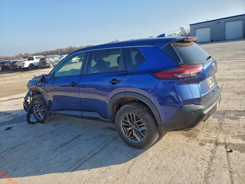 Фото 2 - NISSAN ROGUE