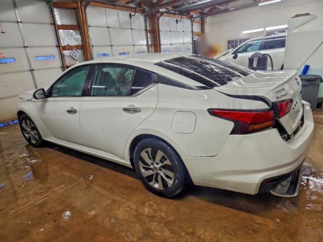 Фото 2 - NISSAN ALTIMA