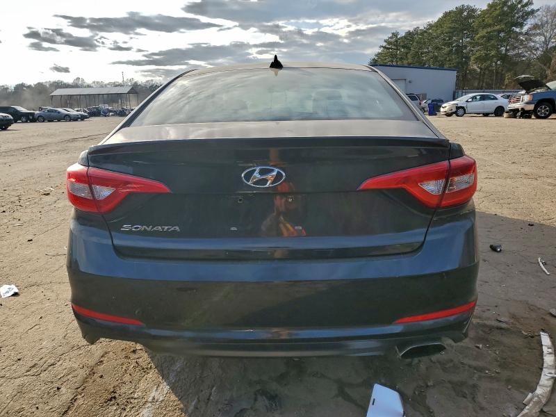 Фото 6 - HYUNDAI SONATA