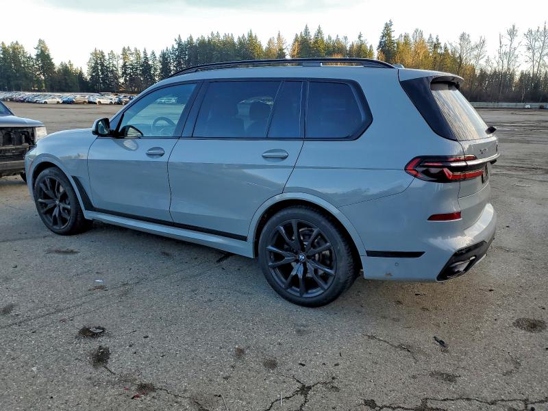 Фото 2 - BMW X7
