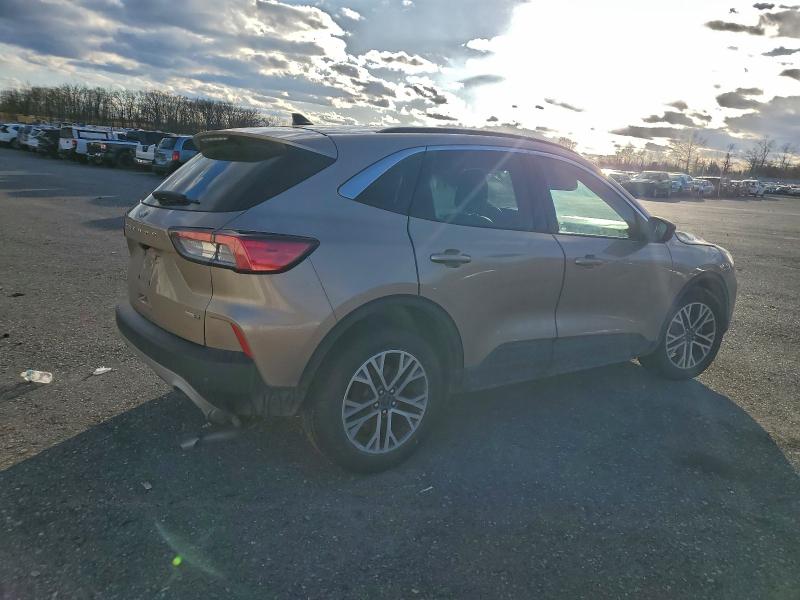 Фото 3 - FORD ESCAPE