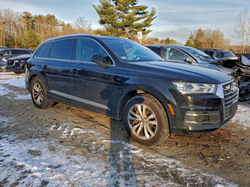 Фото 4 - AUDI Q7