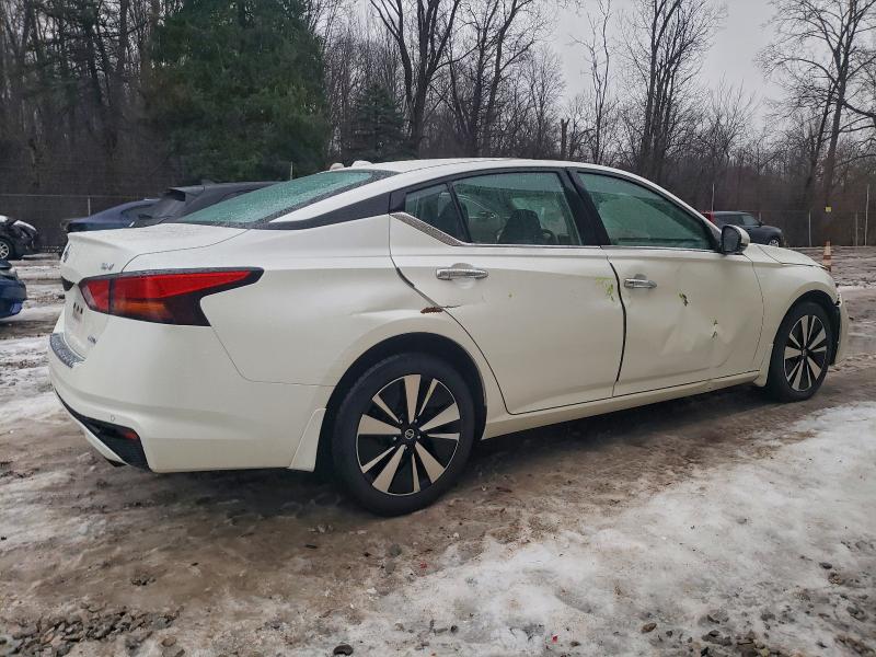 Фото 3 - NISSAN ALTIMA