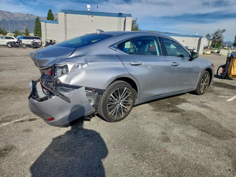 Фото 3 - LEXUS ES350