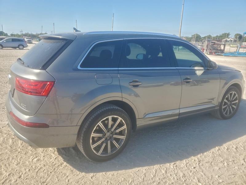 Фото 3 - AUDI Q7