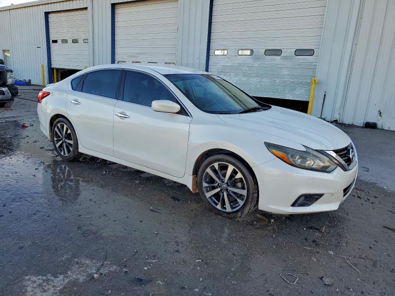 Фото 4 - NISSAN ALTIMA