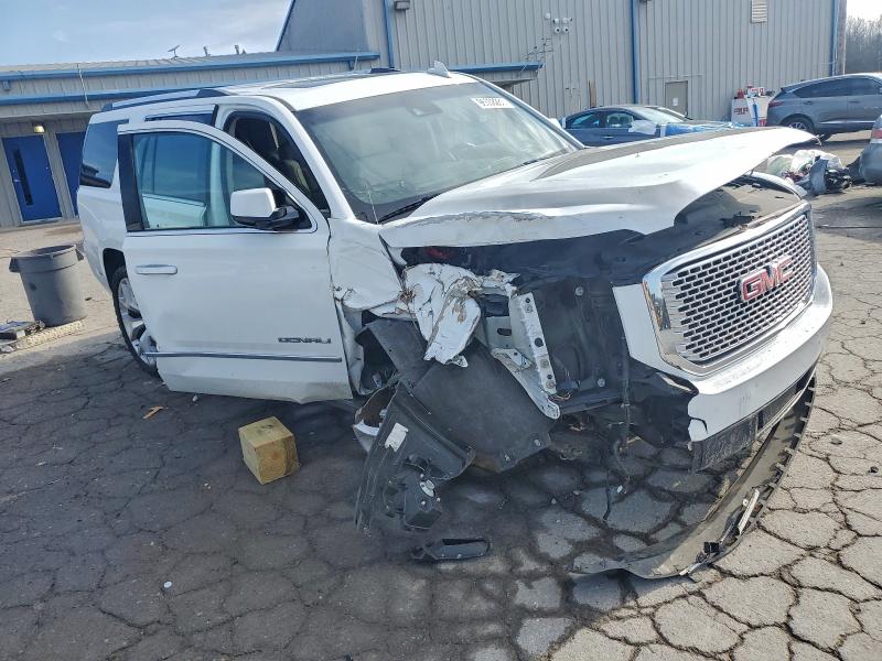 Фото 4 - GMC YUKON