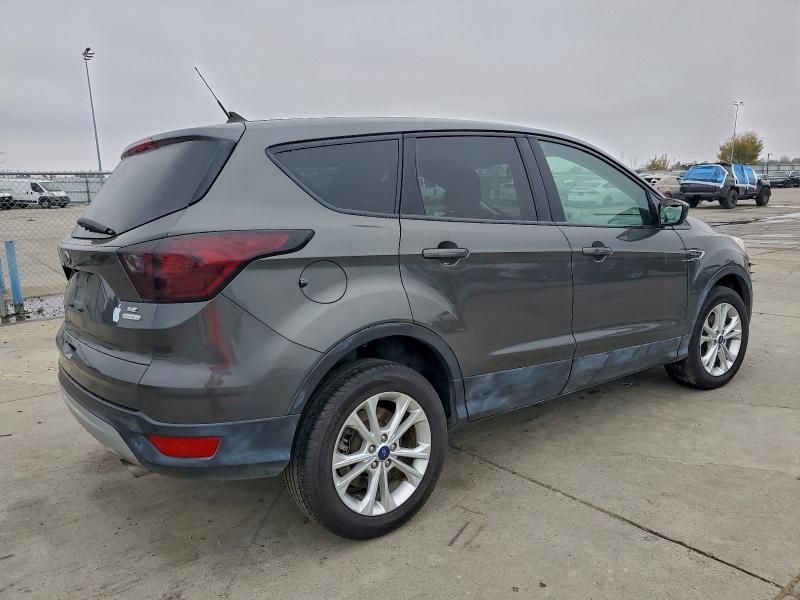 Фото 3 - FORD ESCAPE