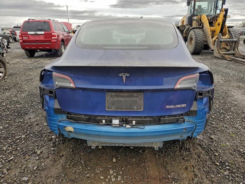 Фото 6 - TESLA MODEL 3