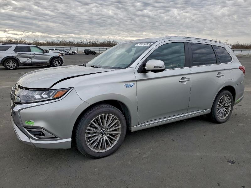 Фото 1 - MITSUBISHI OUTLANDER