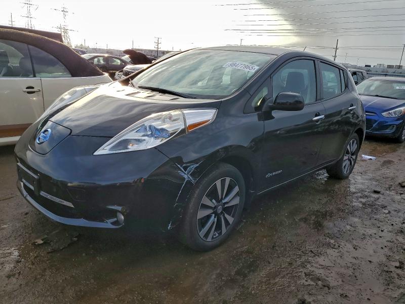 Фото 1 - NISSAN LEAF