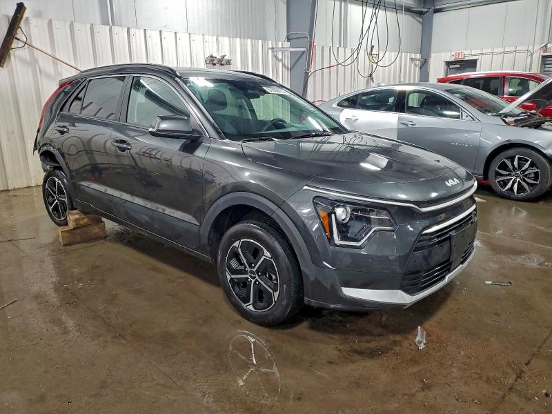 Фото 4 - KIA NIRO