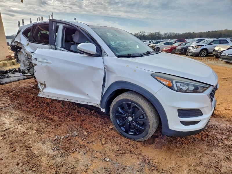 Фото 4 - HYUNDAI TUCSON