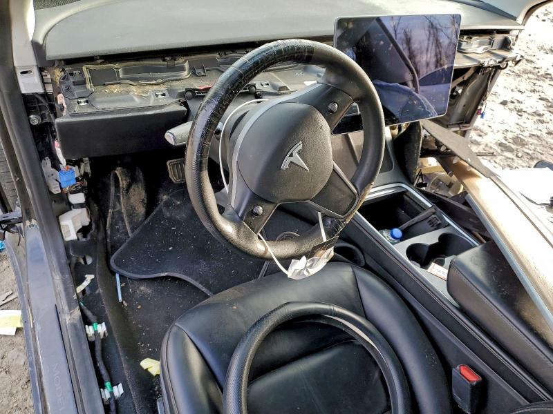 Фото 8 - TESLA MODEL 3