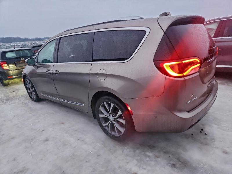 Фото 2 - CHRYSLER PACIFICA