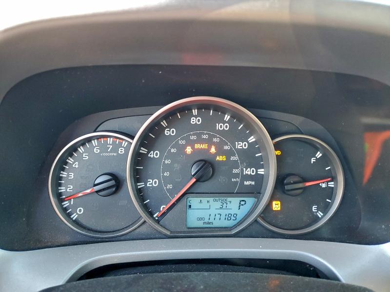 Фото 9 - TOYOTA RAV4