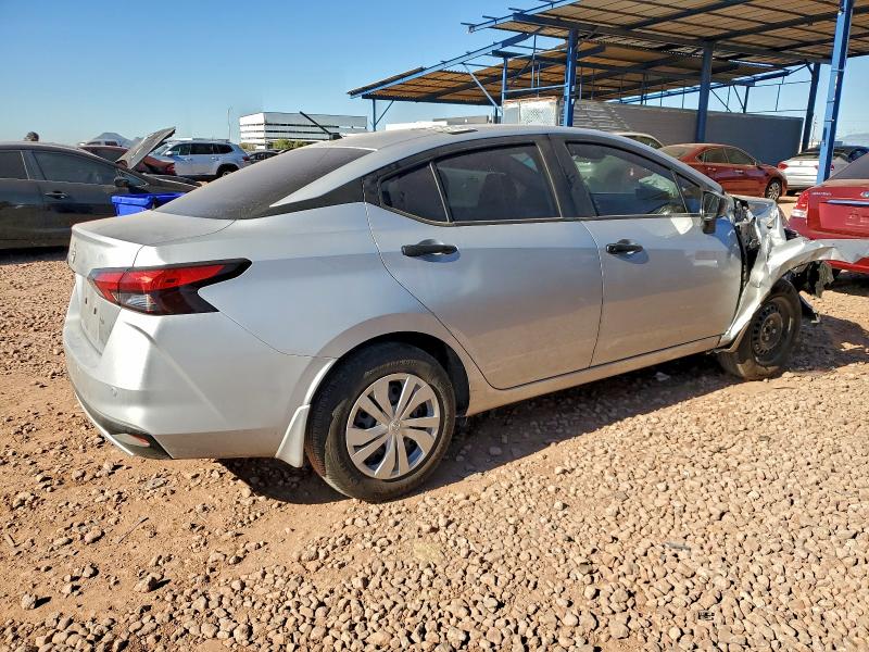 Фото 3 - NISSAN VERSA