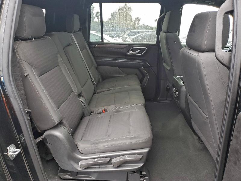 Фото 11 - CHEVROLET SUBURBAN