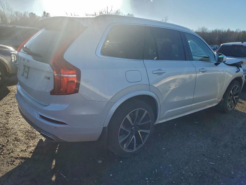 Фото 3 - VOLVO XC90