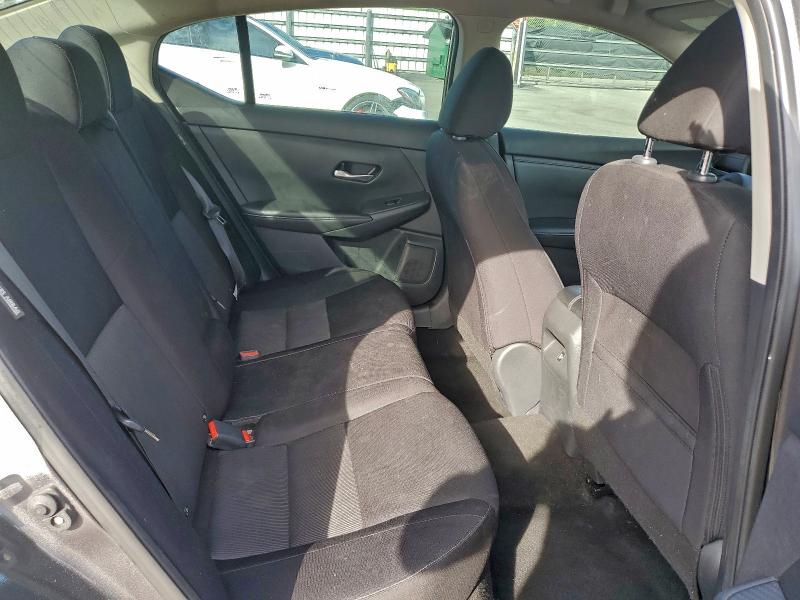 Фото 10 - NISSAN SENTRA