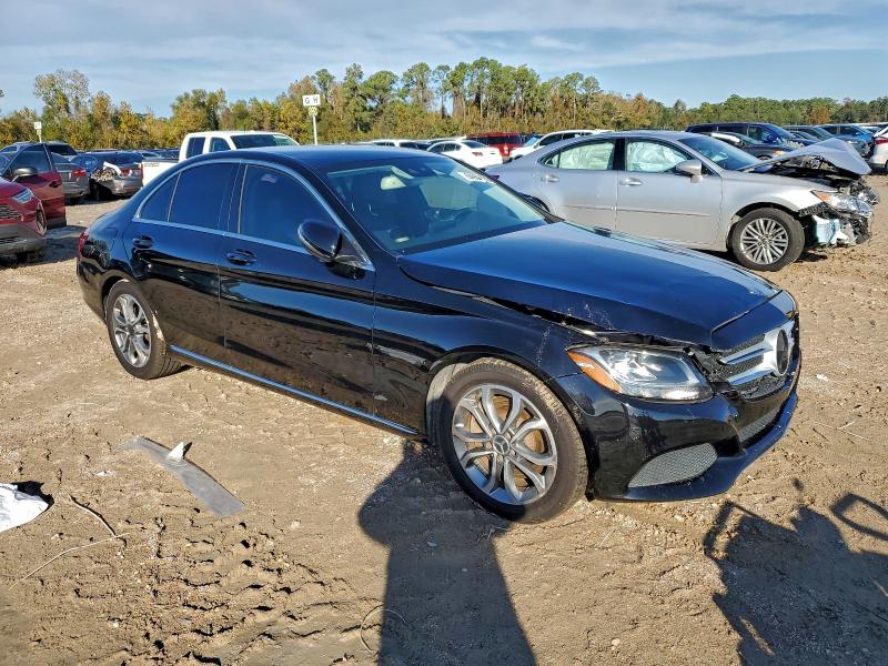 Фото 4 - MERCEDES-BENZ C-CLASS