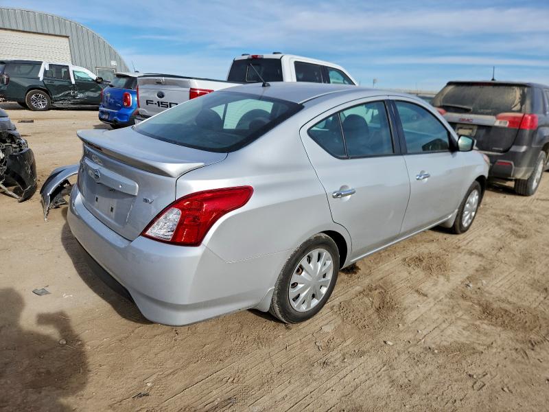 Фото 3 - NISSAN VERSA