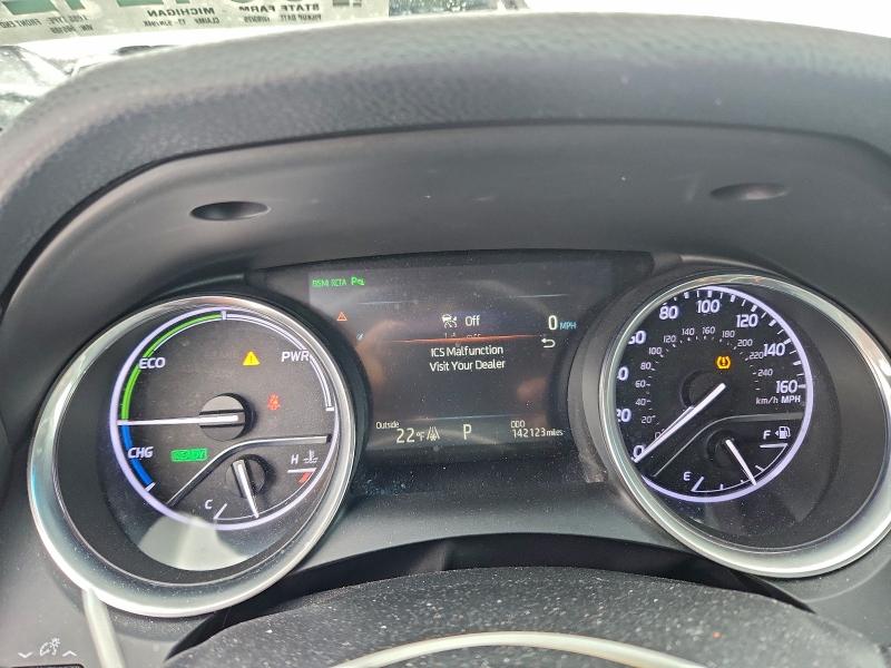 Фото 9 - TOYOTA CAMRY