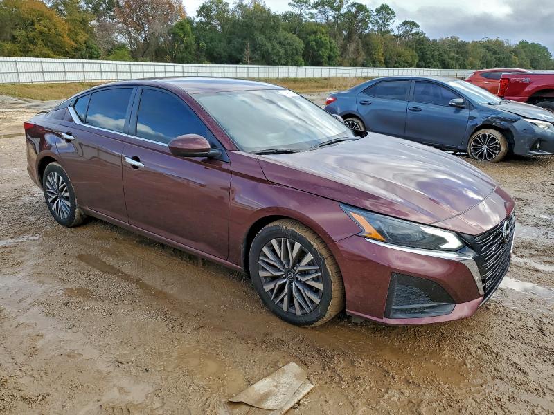 Фото 4 - NISSAN ALTIMA