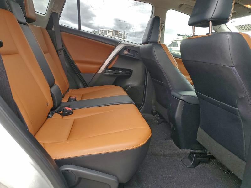 Фото 11 - TOYOTA RAV4