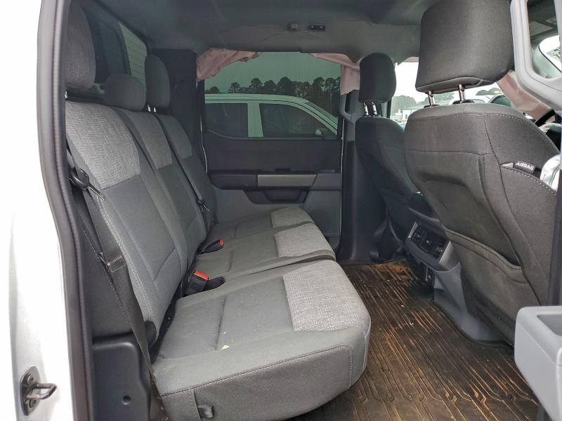 Фото 10 - FORD F350