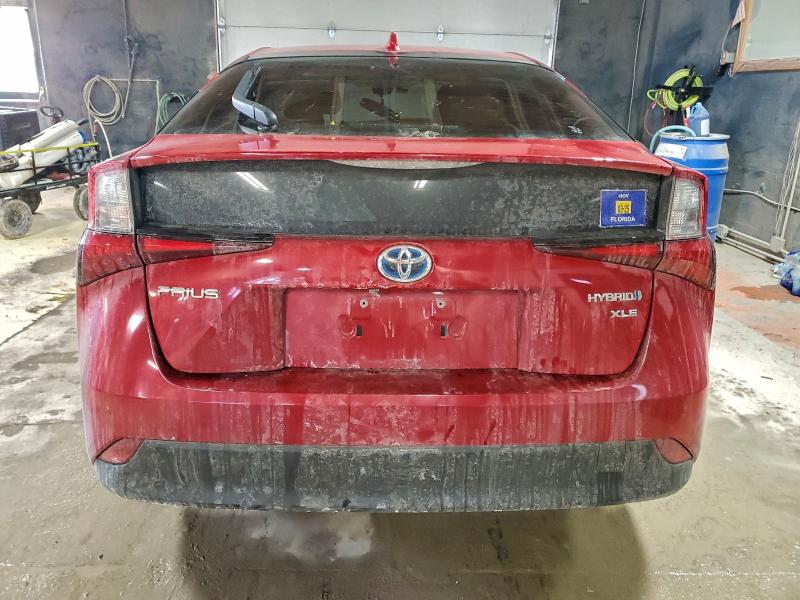 Фото 6 - TOYOTA PRIUS