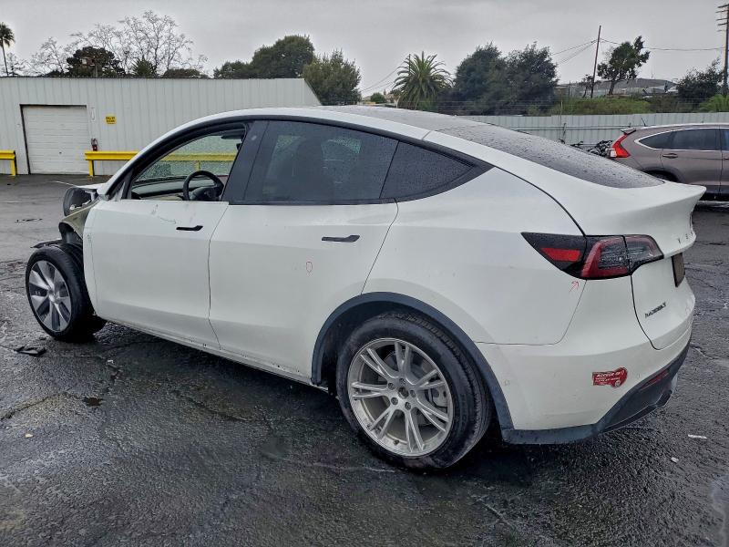 Фото 2 - TESLA MODEL Y