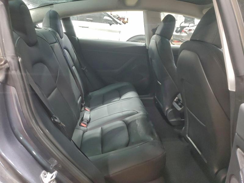 Фото 10 - TESLA MODEL 3