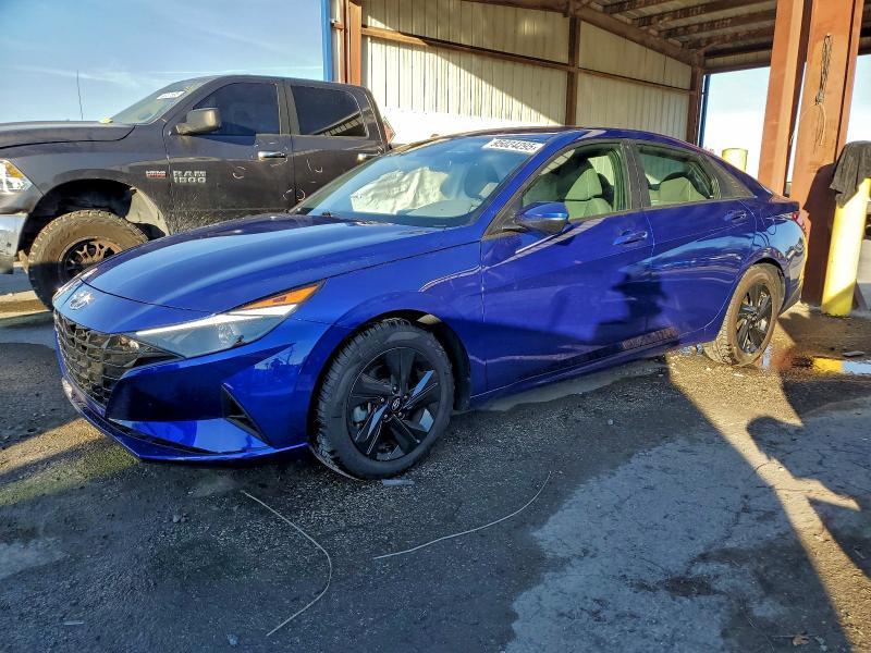 Фото 1 - HYUNDAI ELANTRA