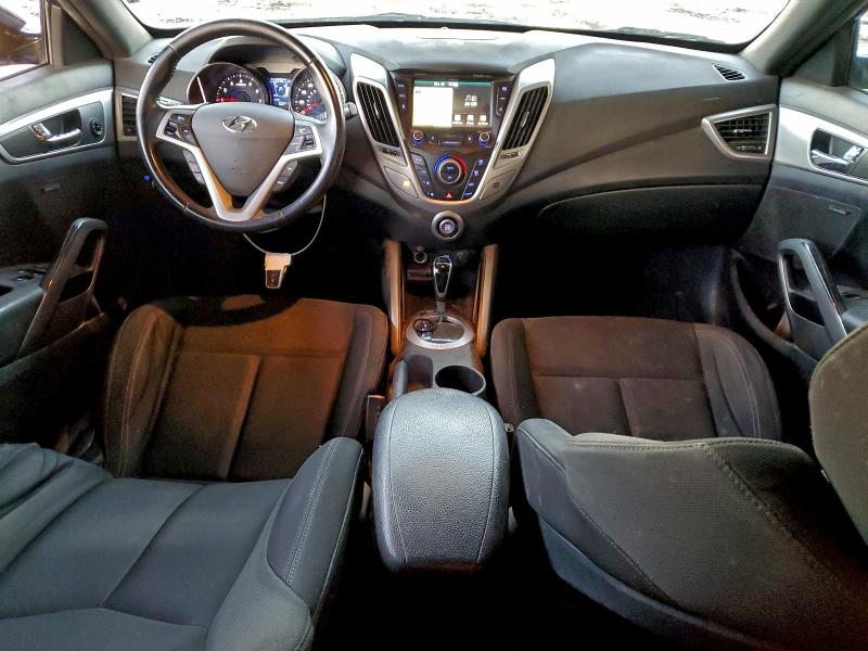 Фото 8 - HYUNDAI VELOSTER