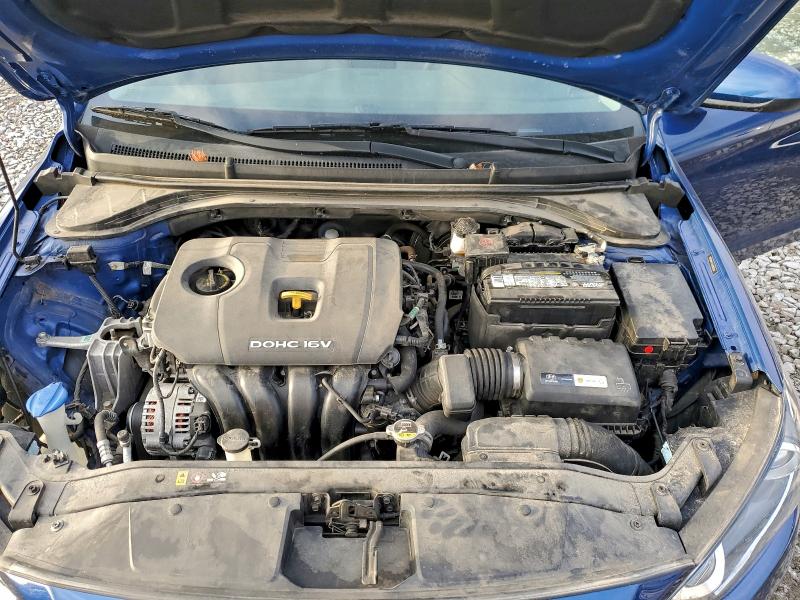 Фото 11 - HYUNDAI ELANTRA