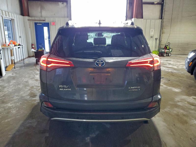 Фото 6 - TOYOTA RAV4