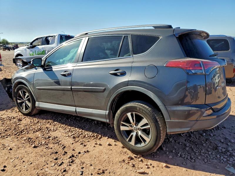 Фото 2 - TOYOTA RAV4