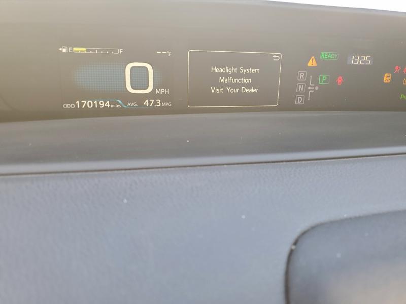 Фото 9 - TOYOTA PRIUS