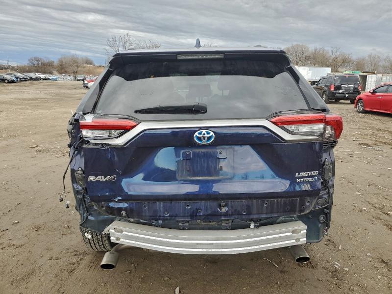 Фото 6 - TOYOTA RAV4