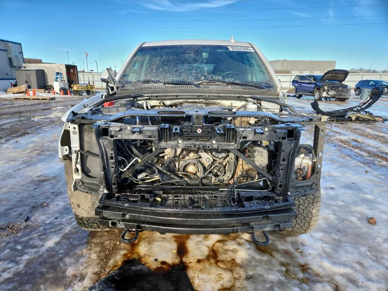 Фото 5 - CHEVROLET SUBURBAN