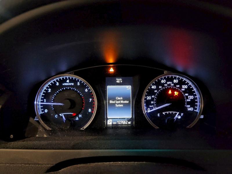 Фото 9 - TOYOTA CAMRY