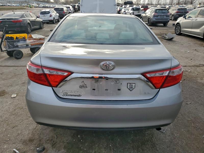 Фото 6 - TOYOTA CAMRY