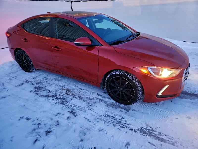 Фото 4 - HYUNDAI ELANTRA