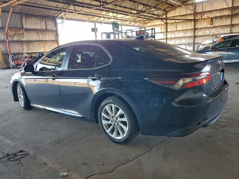 Фото 2 - TOYOTA CAMRY