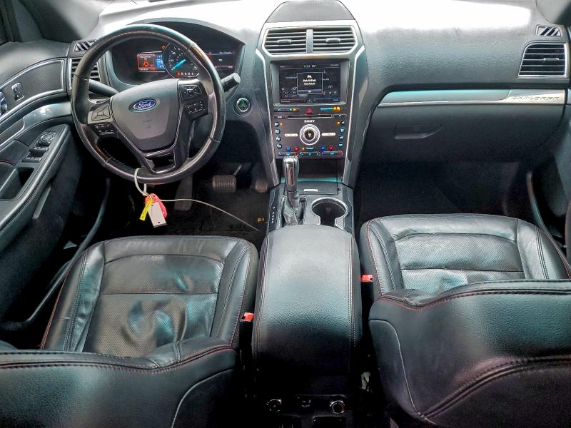 Фото 8 - FORD EXPLORER